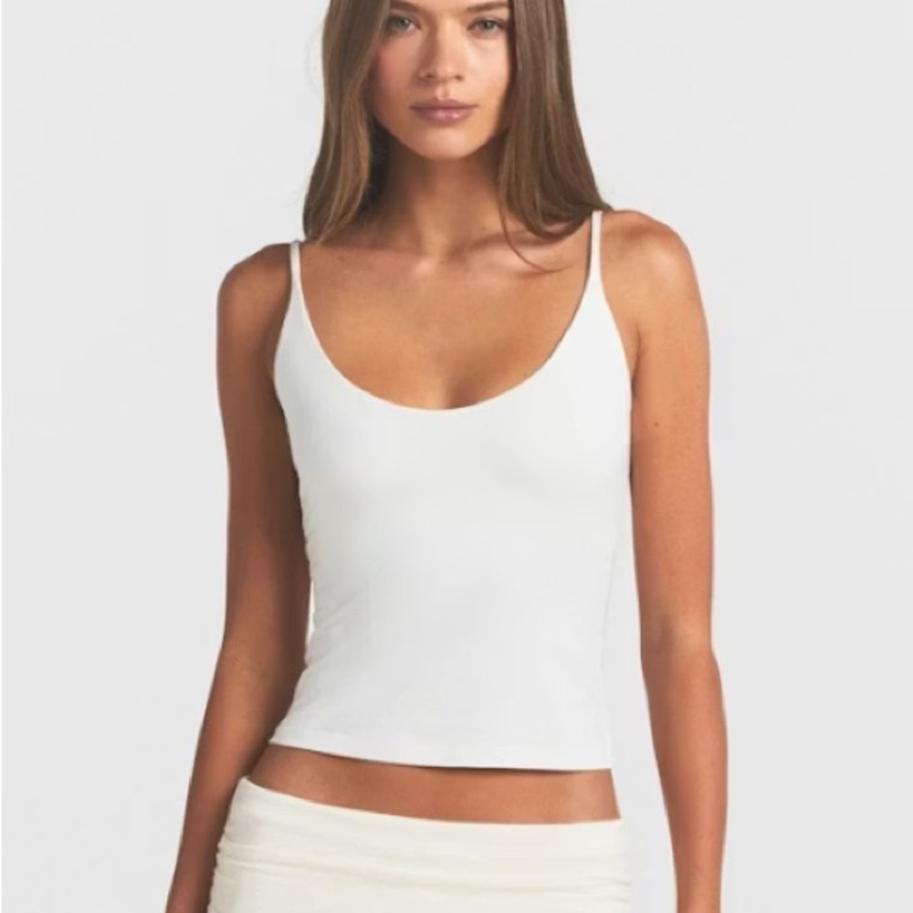 NWT Skims Ultra Light Jersey V neck Cami